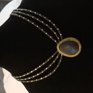 Black pendant necklace